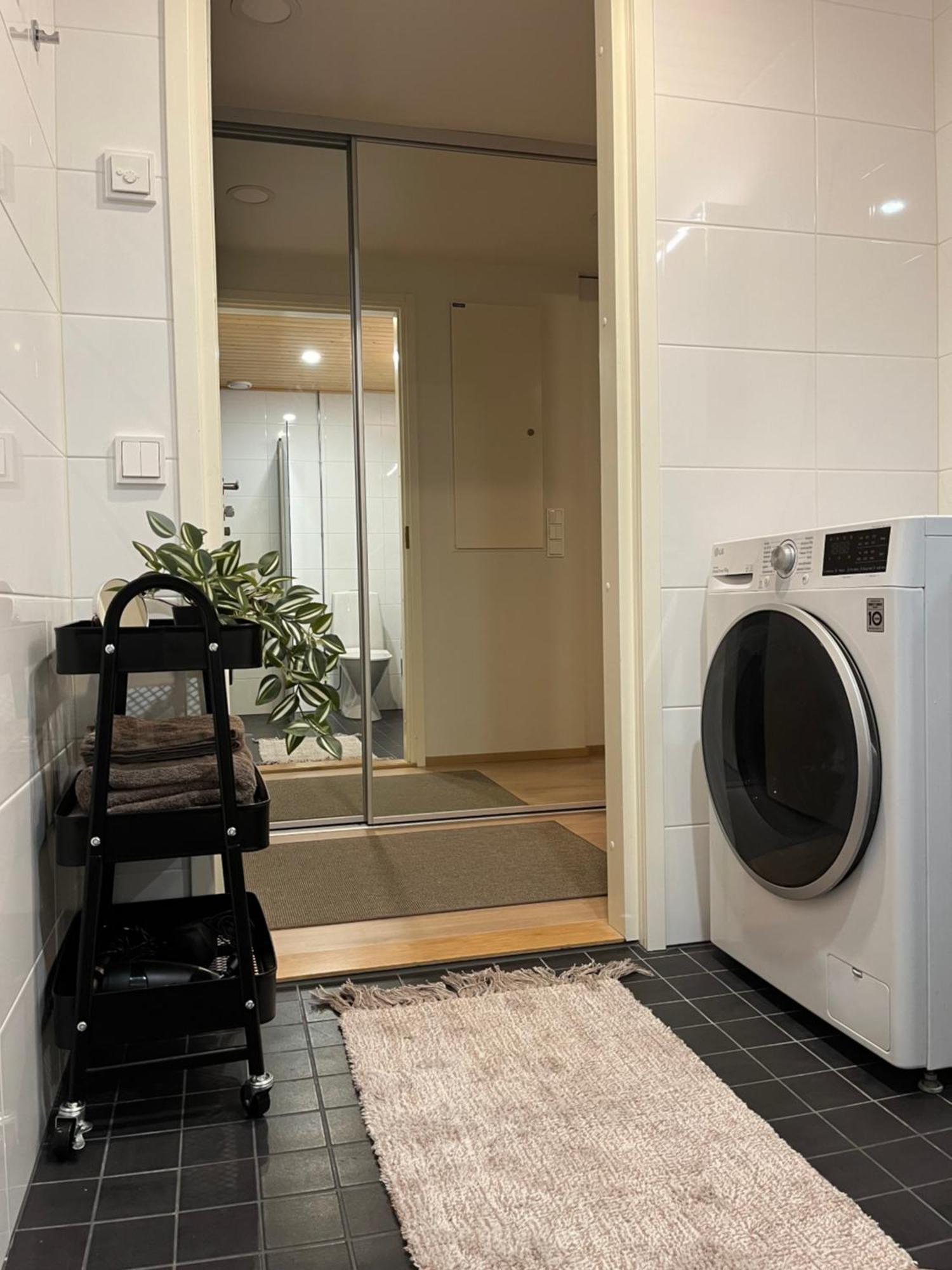 Studio Vip - Close To Airport And Tikkurila Train Station 万塔 外观 照片