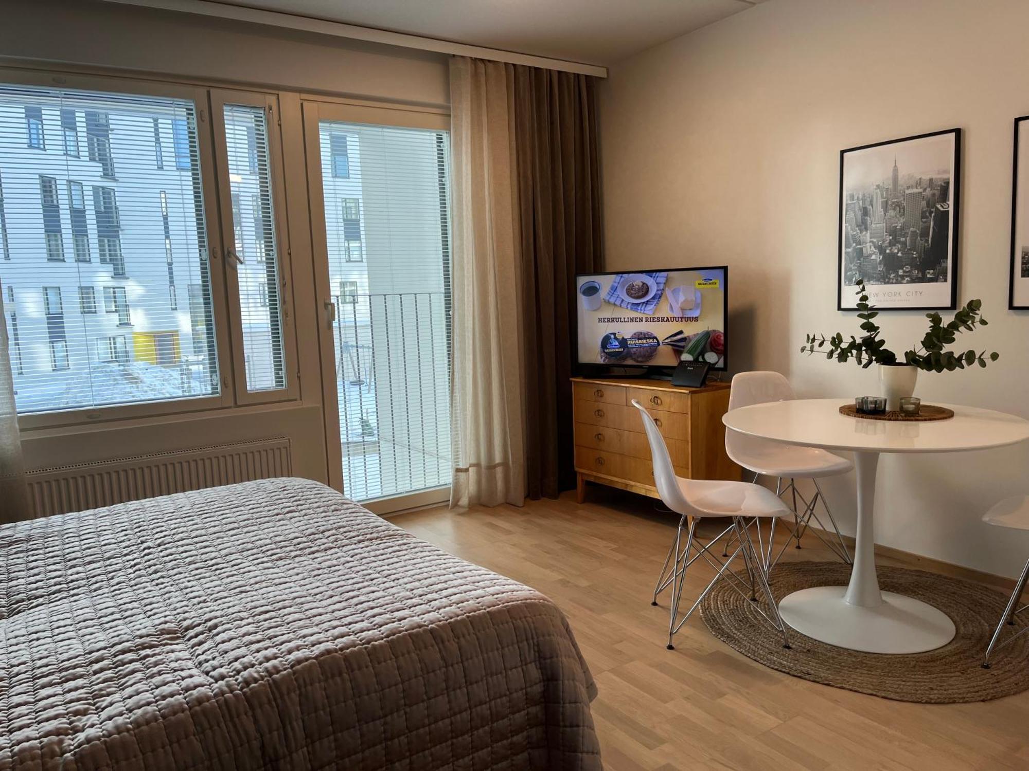 Studio Vip - Close To Airport And Tikkurila Train Station 万塔 外观 照片