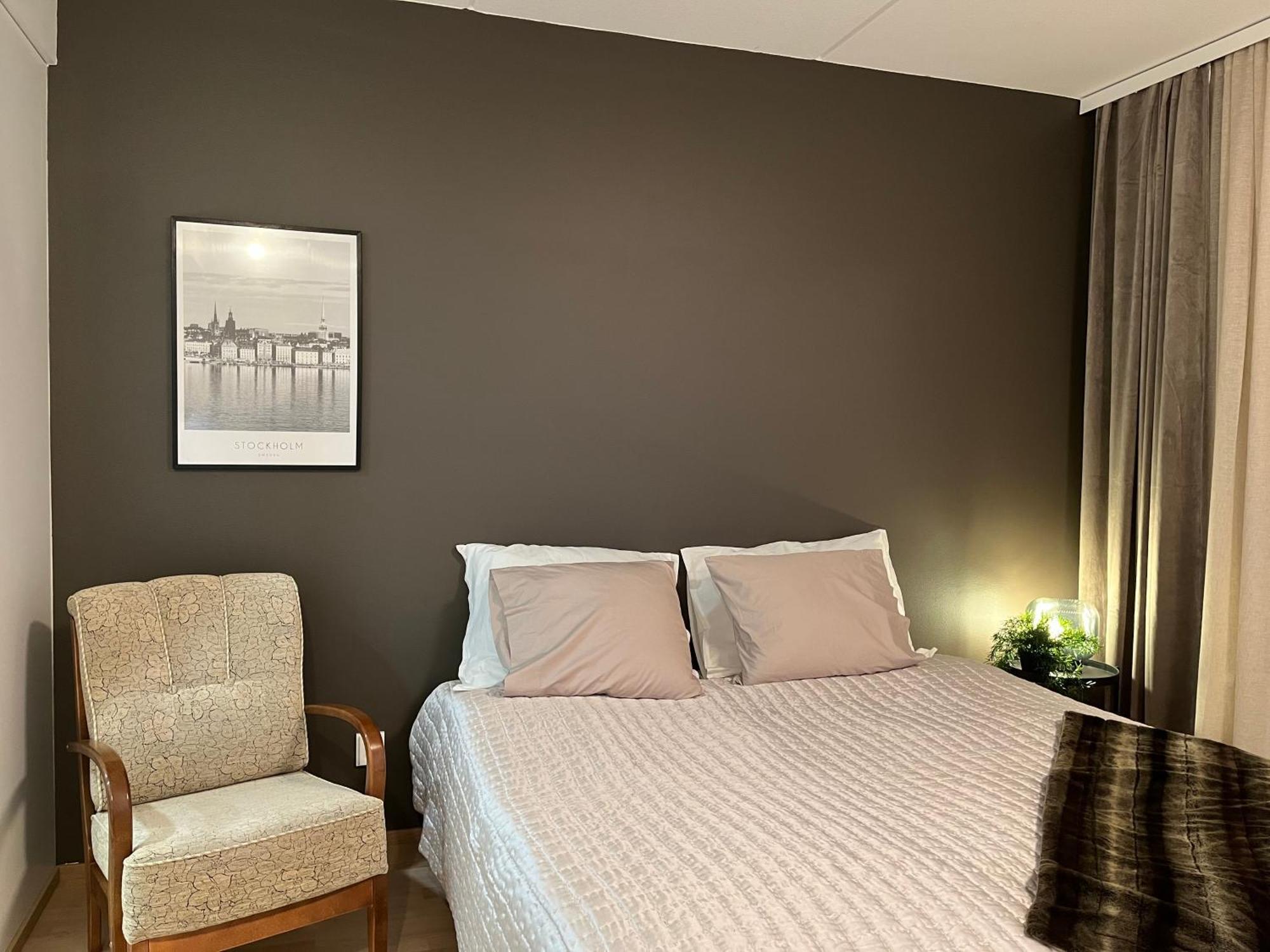 Studio Vip - Close To Airport And Tikkurila Train Station 万塔 外观 照片